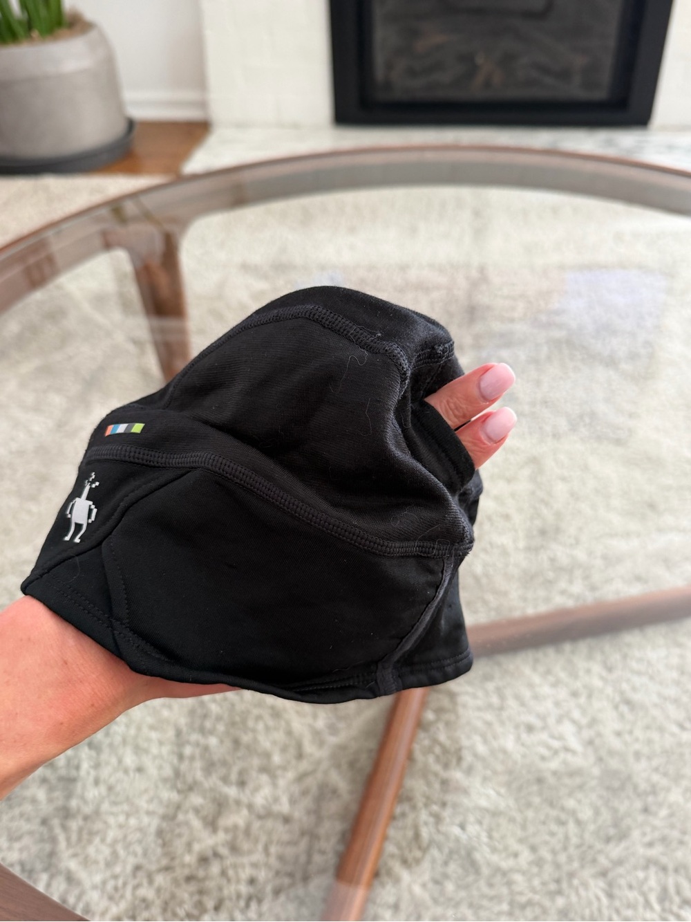 Smartwool Black Merino Sport Fleece Ponytail Beanie - Picture 2 of 4